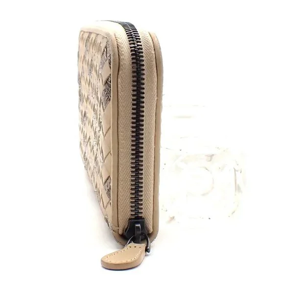 BOTTEGA VENETA Intrecciato Zip Around Long Wallet Embossing Leather Whit 63AA183 - Picture 4 of 13